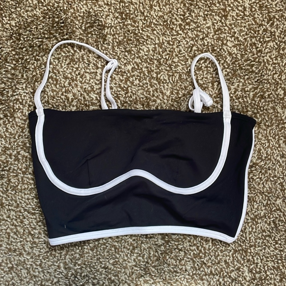 Alo streamlined bra tank